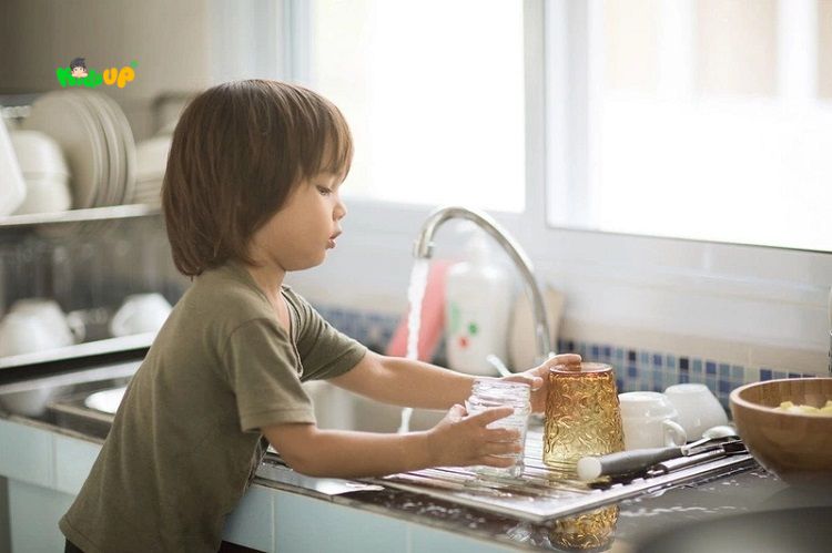 Trẻ mầm non bắt đầu phát triển khả năng tự lập