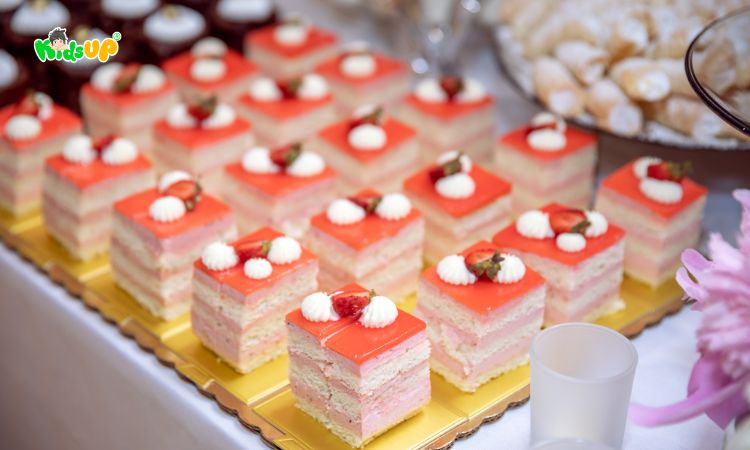 Thực hành qua chia bánh (Ảnh minh họa)