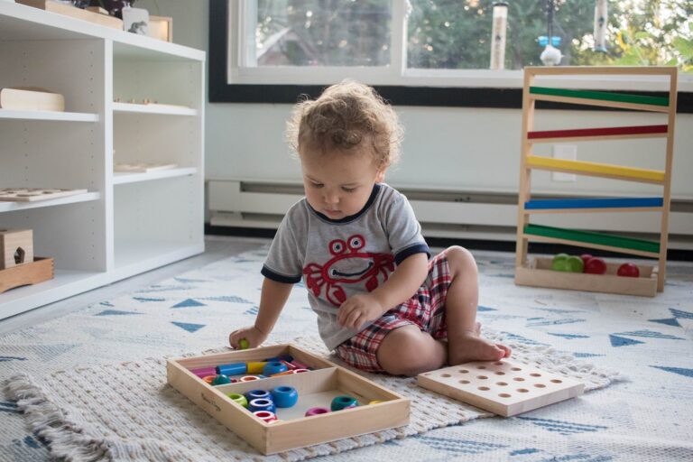 Dạy con theo phương pháp Montessori tại nhà