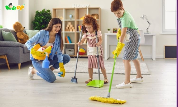 Biến công việc dọn dẹp hàng ngày thành trò chơi để tạo hứng thú cho con học theo