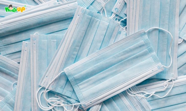 Các loại khẩu trang phổ thông không thể ngăn cản được bụi mịn