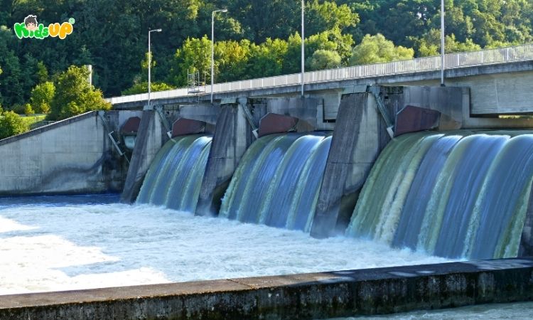 Một góc của khu đập thủy điện